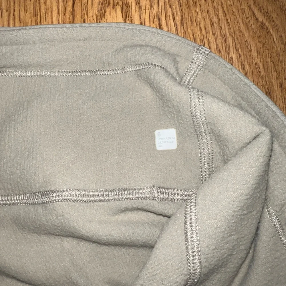 Lululemon Fleece Leggings - Picture 4 of 5